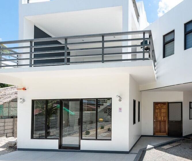 فندق Treasure Point Bataan By Oyo Rooms