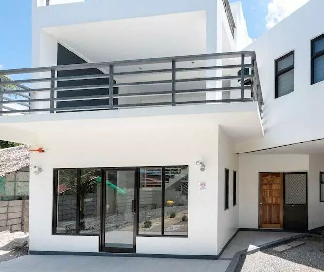 Hotelli Treasure Point Bataan By Oyo Rooms