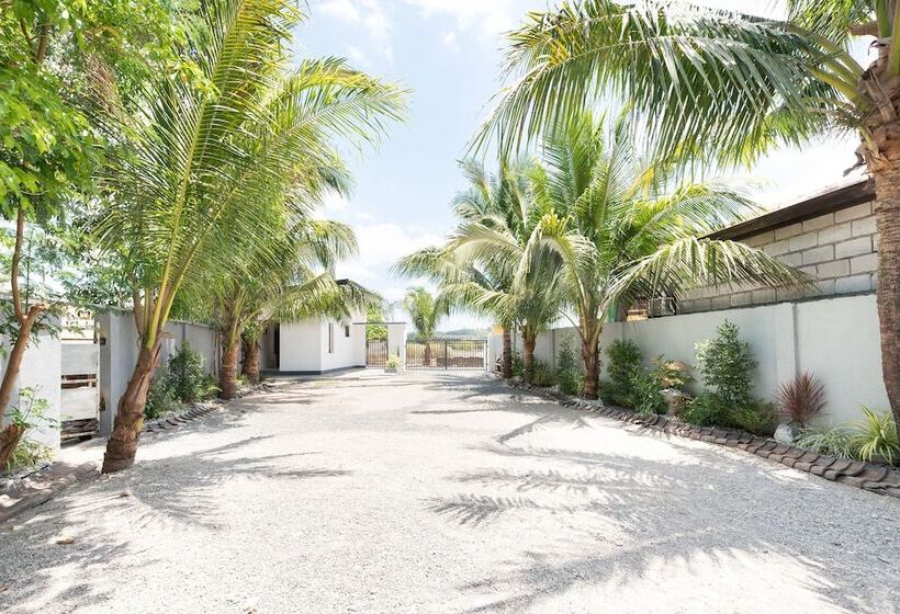 فندق Treasure Point Bataan By Oyo Rooms