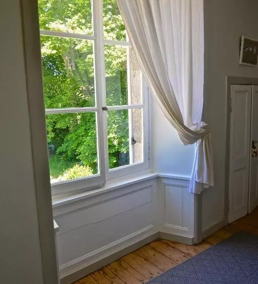 ベッドアンドブレックファースト Chambres D'hôtes Château De Bonabry