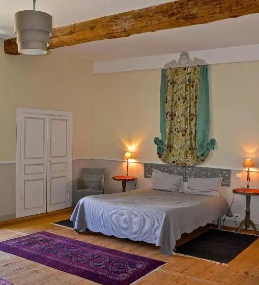 ベッドアンドブレックファースト Chambres D'hôtes Château De Bonabry