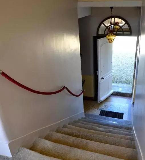 ベッドアンドブレックファースト Chambres D'hôtes Château De Bonabry