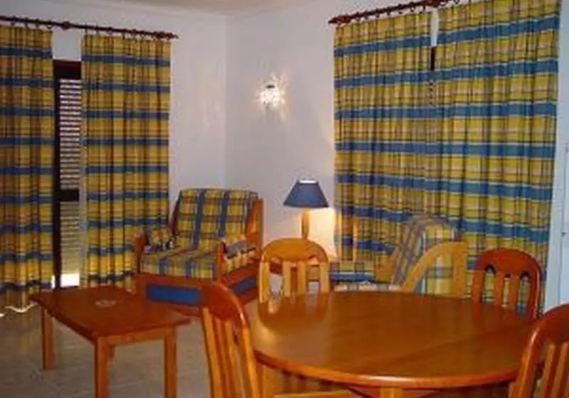 Apartamentos Mar E Serra