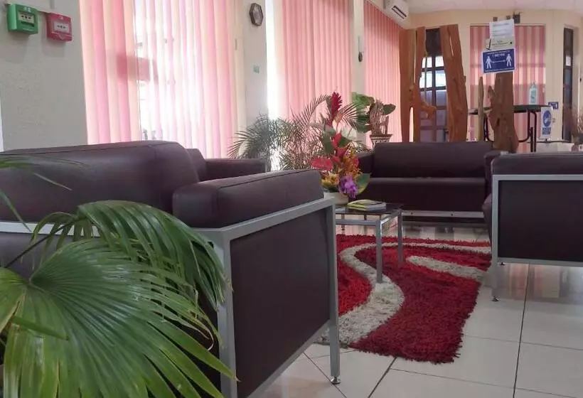 Central Hotel Cayenne