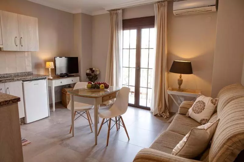 Hostal Boutique Plaza Cantarero