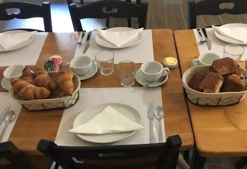 Отель Auberge De La Sagne