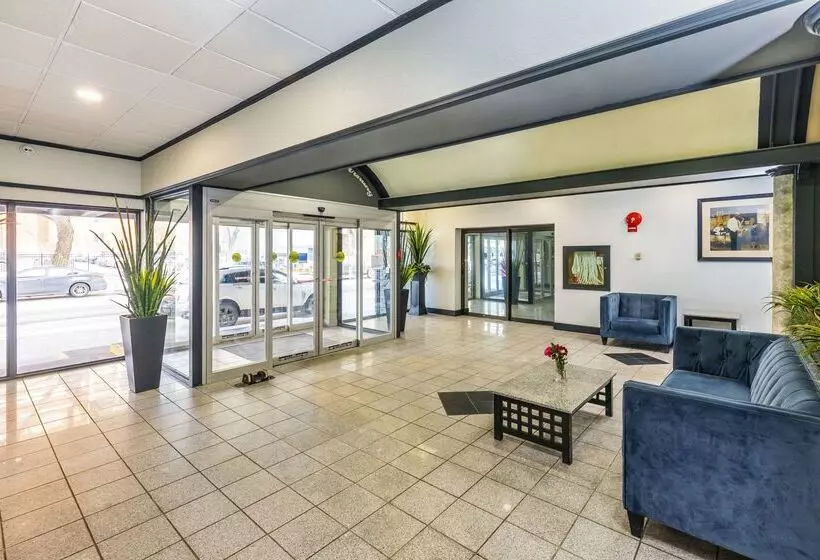 בית מלון כפרי Comfort Inn & Suites