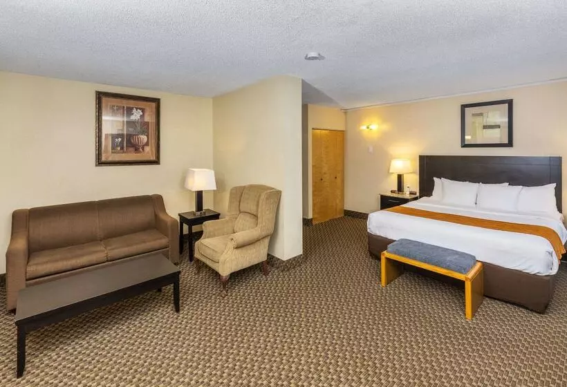 בית מלון כפרי Comfort Inn & Suites