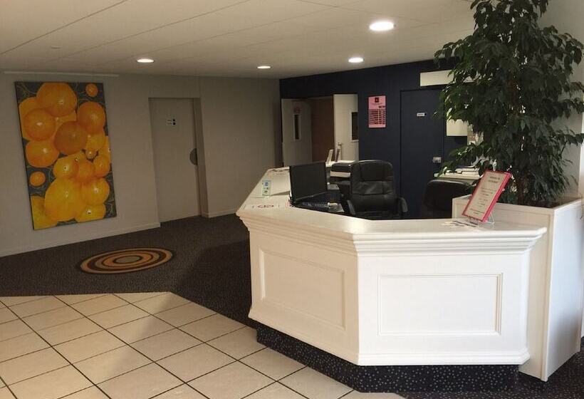 هتل Hostellerie Saint Vincent Beauvais Aeroport