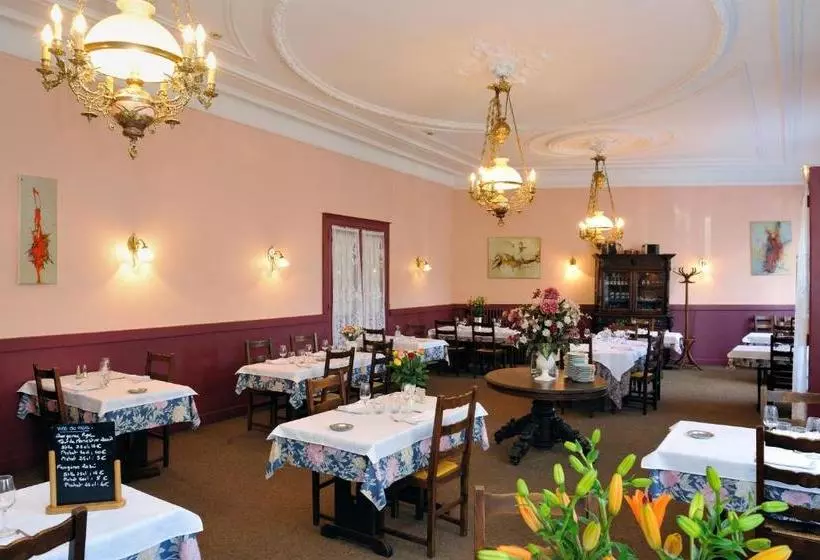 ホテル Le Montauban