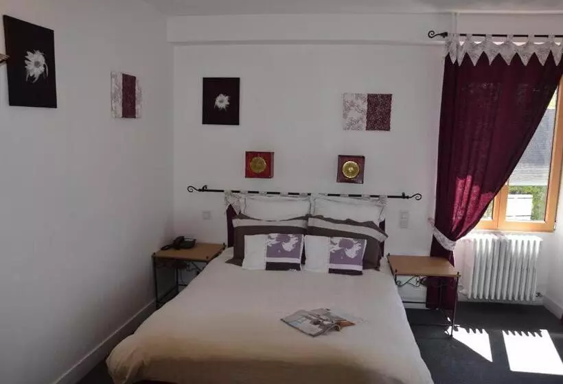 Отель Le Petit Relais