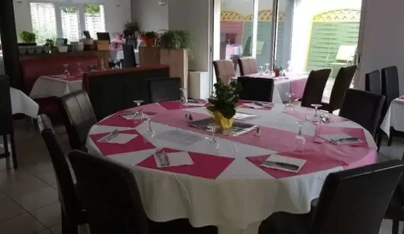 酒店 Le Relais De Touvent