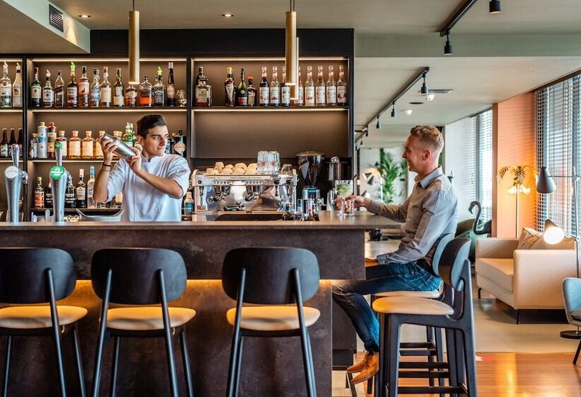 Leonardo Hotel Ijmuiden Seaport Beach