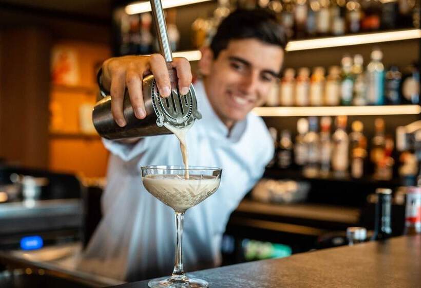 Leonardo Hotel Ijmuiden Seaport Beach