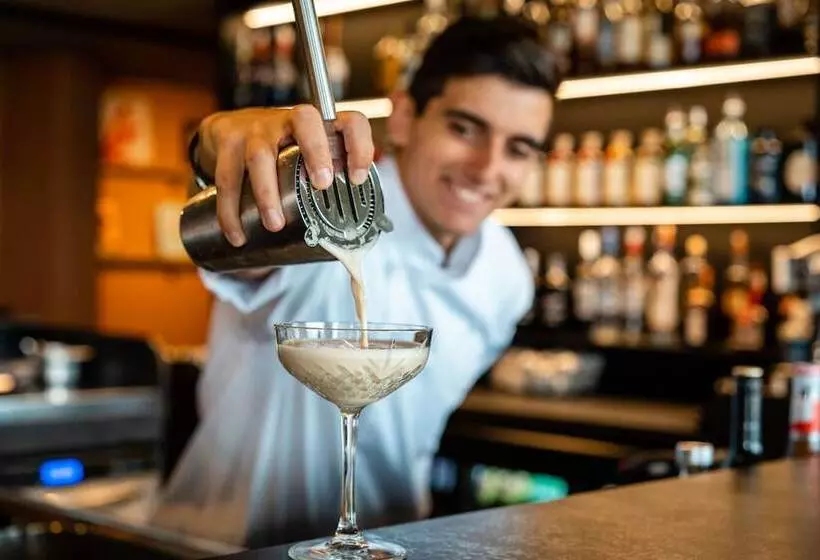 Leonardo Hotel Ijmuiden Seaport Beach