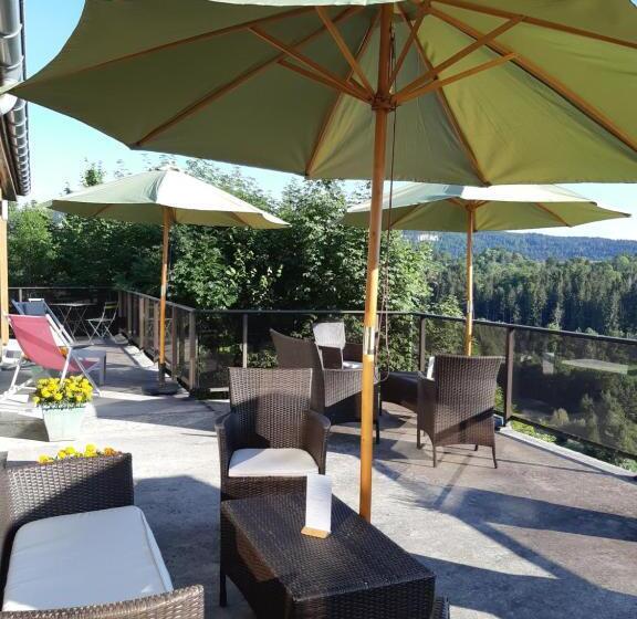 ホテル Les Alpages