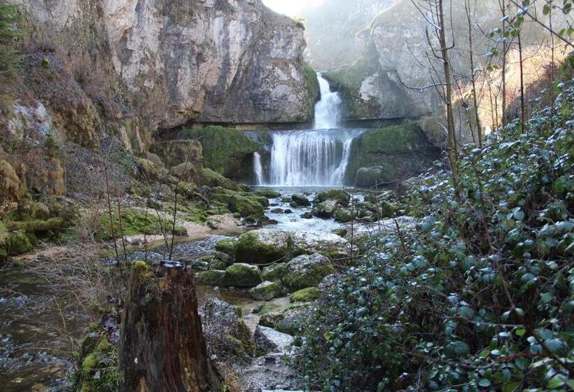 ホテル Les Alpages