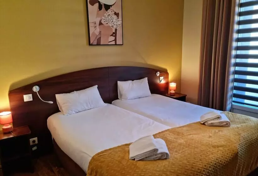 فندق Les Terrasses De Corton