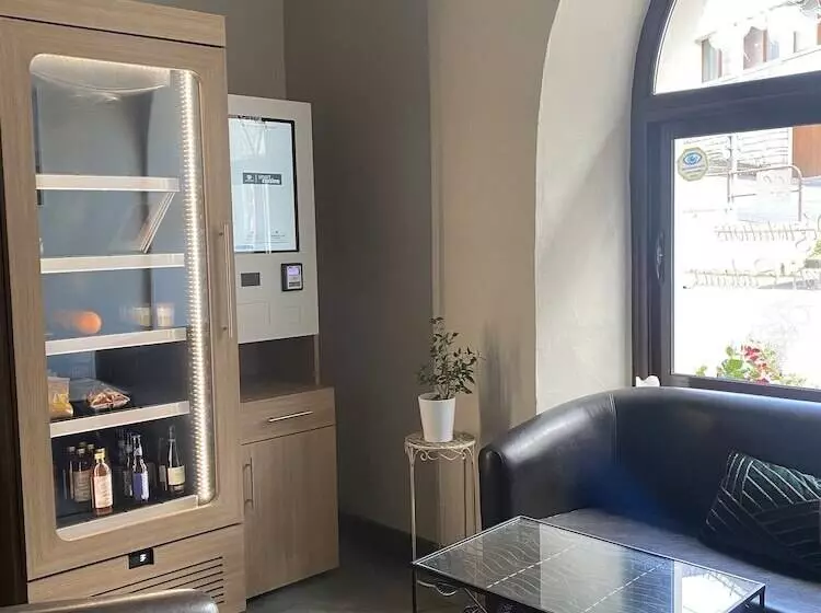 酒店 Logis Central Hôtel Restaurant & Spa