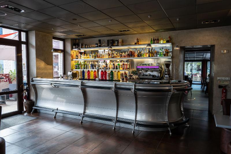 酒店 Logis Central Hôtel   Restaurant & Spa