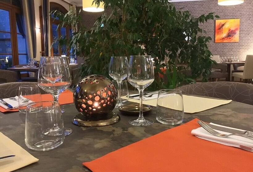 هتل Logis Hostellerie Du Perigord Vert