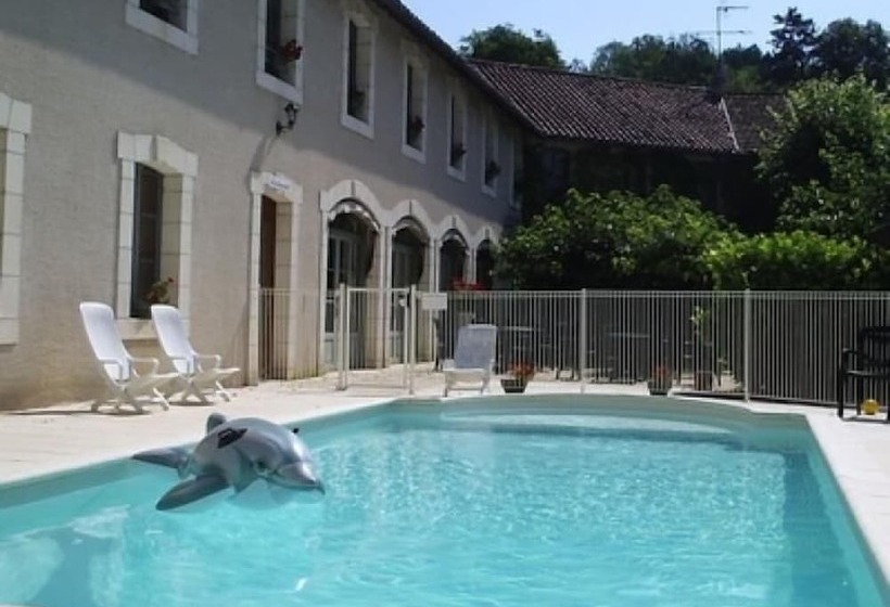 هتل Logis Hostellerie Du Perigord Vert