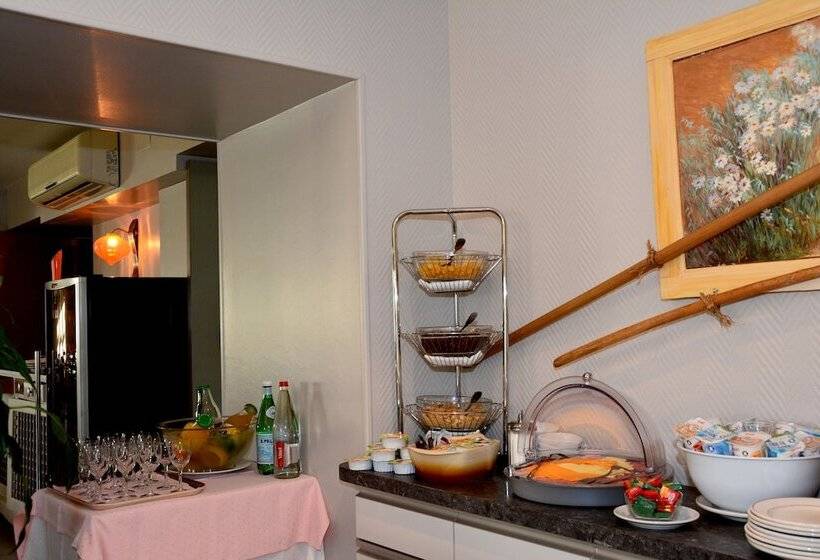 هتل Logis Hôtel Bellevue