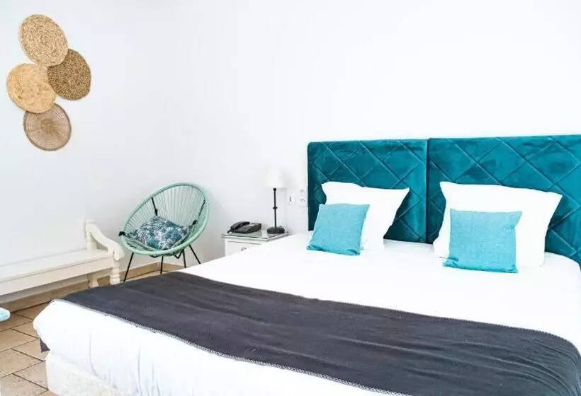 Отель Logis Hôtel Et Restaurant La Bastide Cabezac