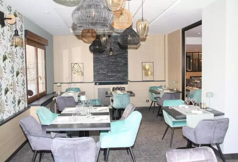 Отель Logis Hôtel Restaurant La Renaissance