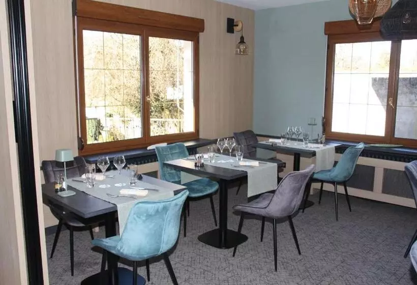 Отель Logis Hôtel Restaurant La Renaissance