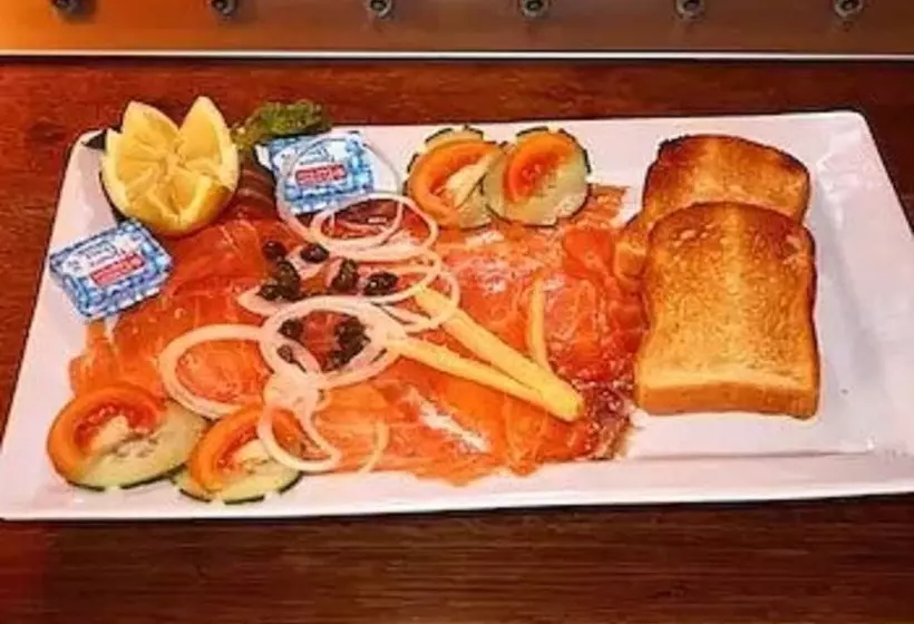 Отель Logis Hôtel Restaurant La Renaissance