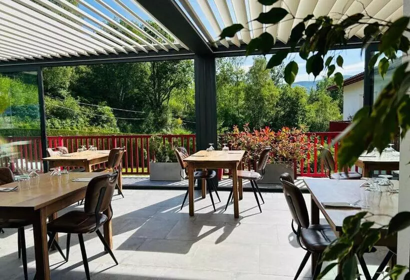 فندق Logis Hôtel St Sylvestre