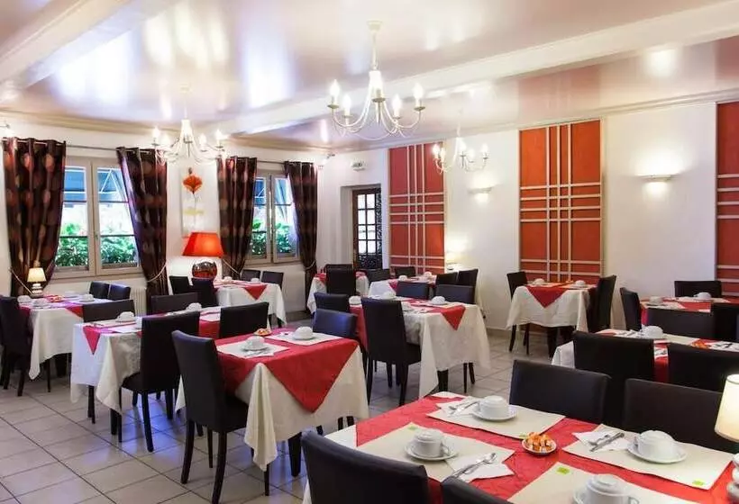 호텔 Logis Le Bourguignon