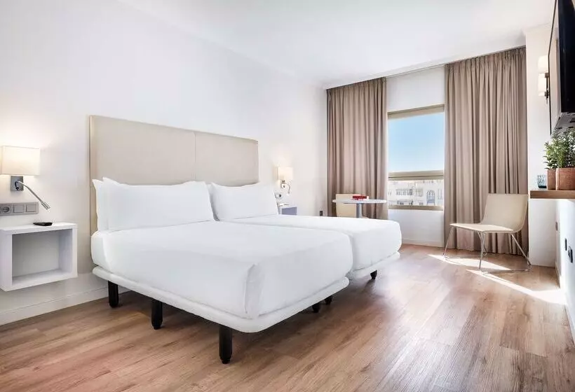 Отель Melilla Puerto, Affiliated by Meliá