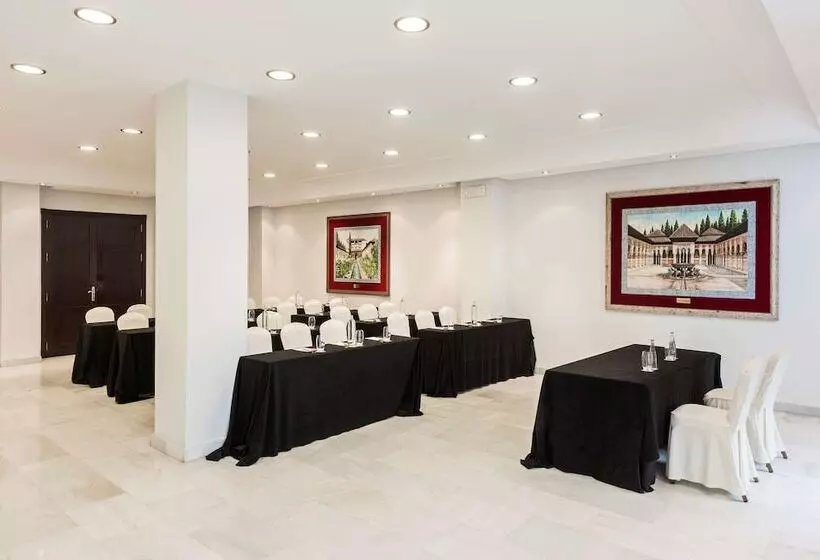 Отель Melilla Puerto, Affiliated by Meliá