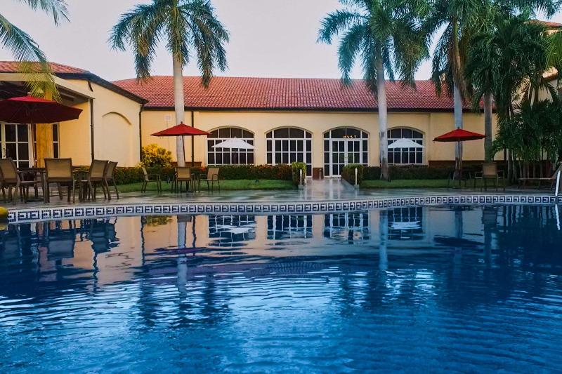 Quality Hotel Real Aeropuerto San Salvador