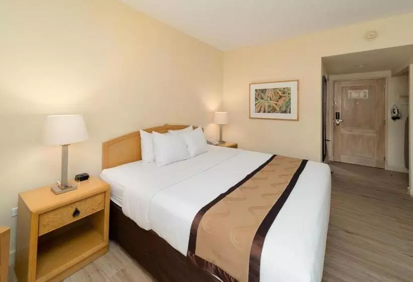 Quality Hotel Real Aeropuerto San Salvador