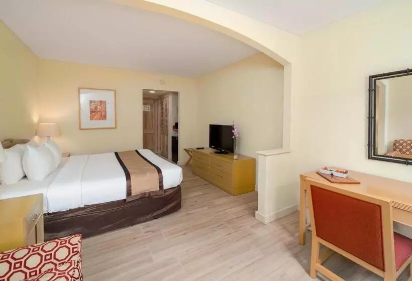 Quality Hotel Real Aeropuerto San Salvador