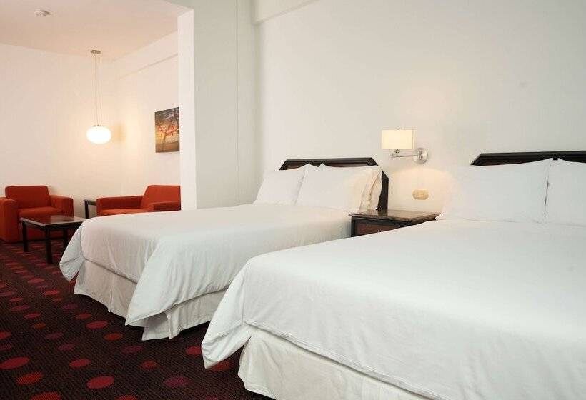 Radisson Hotel San Isidro