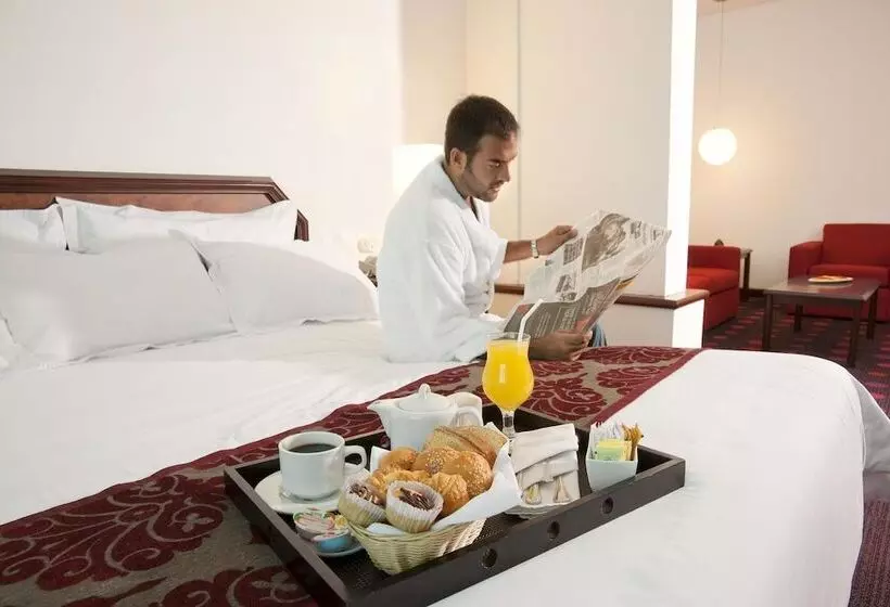 Radisson Hotel San Isidro