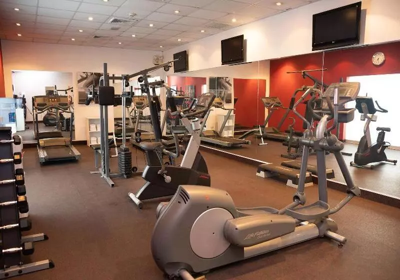 Radisson Hotel San Isidro