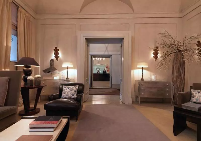 Rocco Forte Hotel De Russie