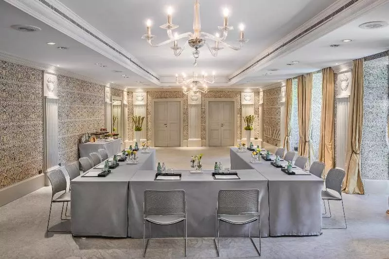 Rocco Forte Hotel De Russie