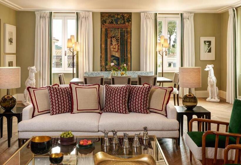 Rocco Forte Hotel De Russie