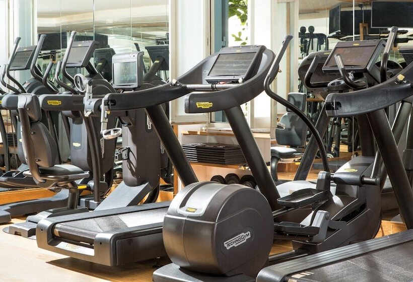 Rocco Forte Hotel De Russie