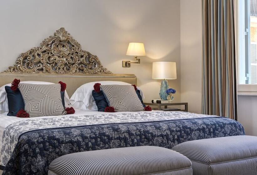 Rocco Forte Hotel De Russie