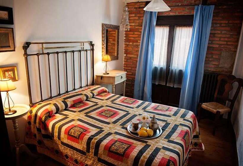 فندق ريفى Posada Santa Ana