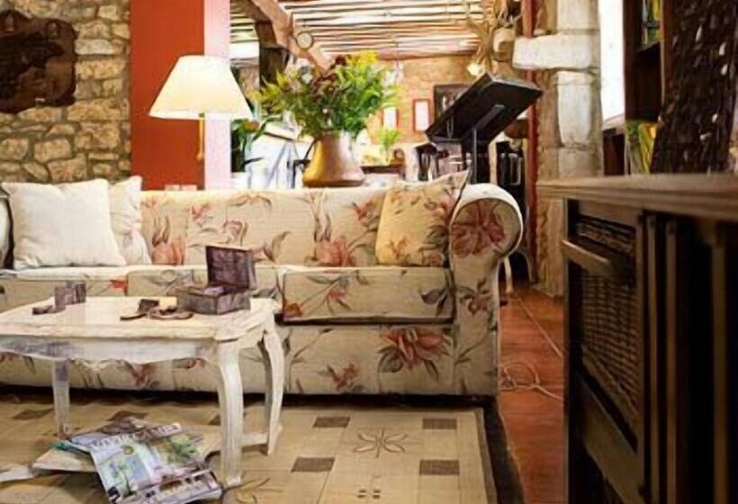 فندق ريفى Posada Santa Ana