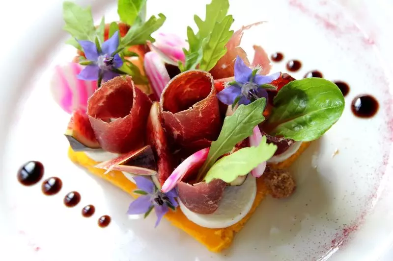 Logis Hotel Restaurant Le Cheval Blanc