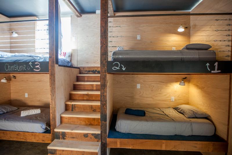 客栈  Podshare San Francisco Civic Center